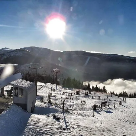 Medvedin 331/110 Apartment Spindleruv Mlyn